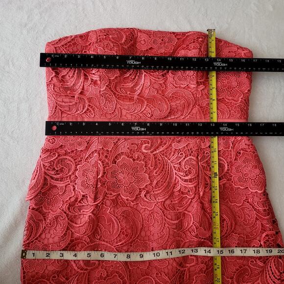 Cache Coral Pink Crochet Lace Strapless Bodycon Pencil Peplum Dress Size 12 POEC - Picture 5 of 8